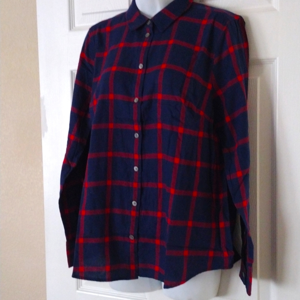 NWT $80 J. Crew plaid lightweight flannel button down shirt Size M